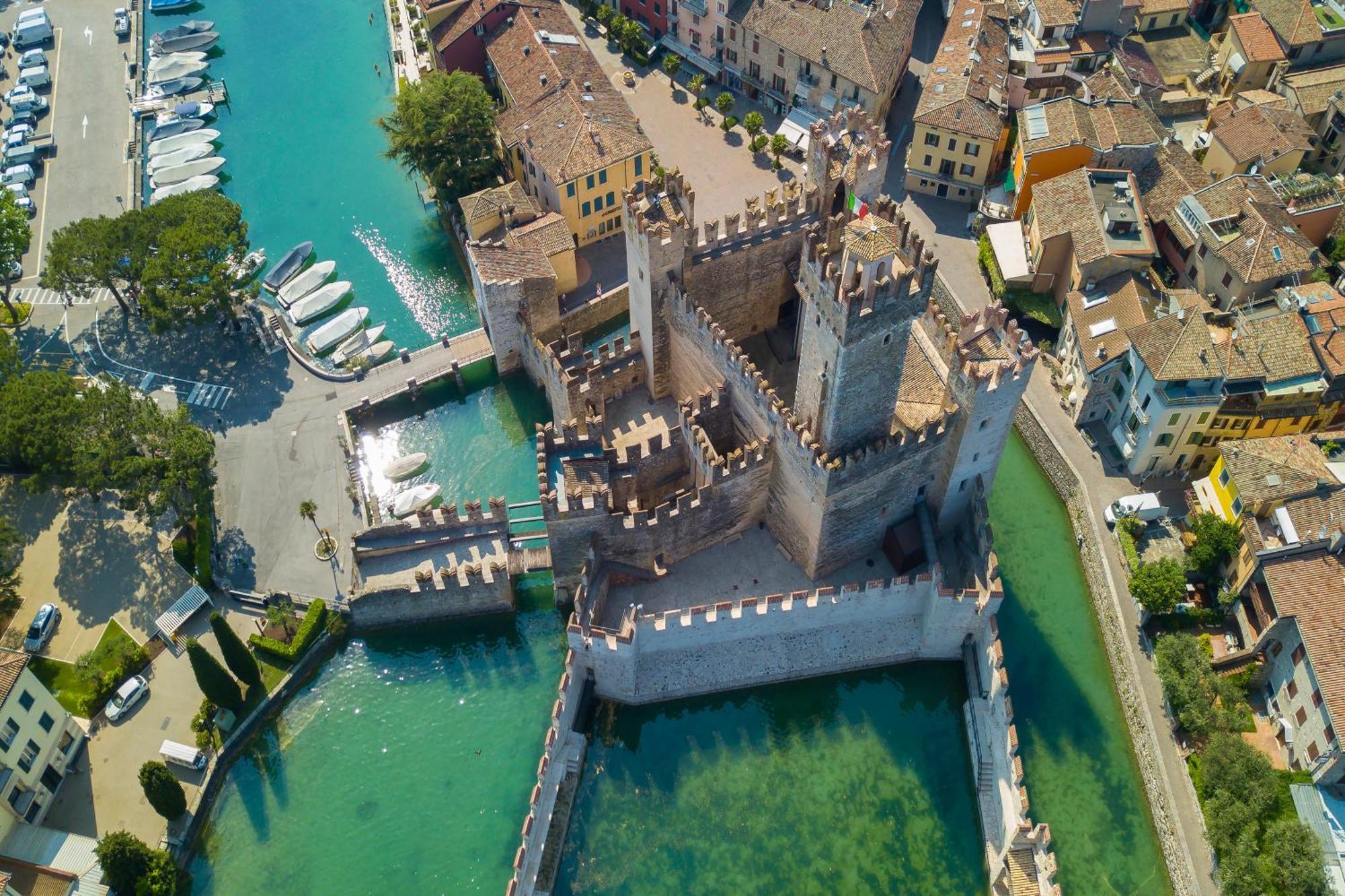 Bauernhof Almavite Wine With Pool Desenzano del Garda