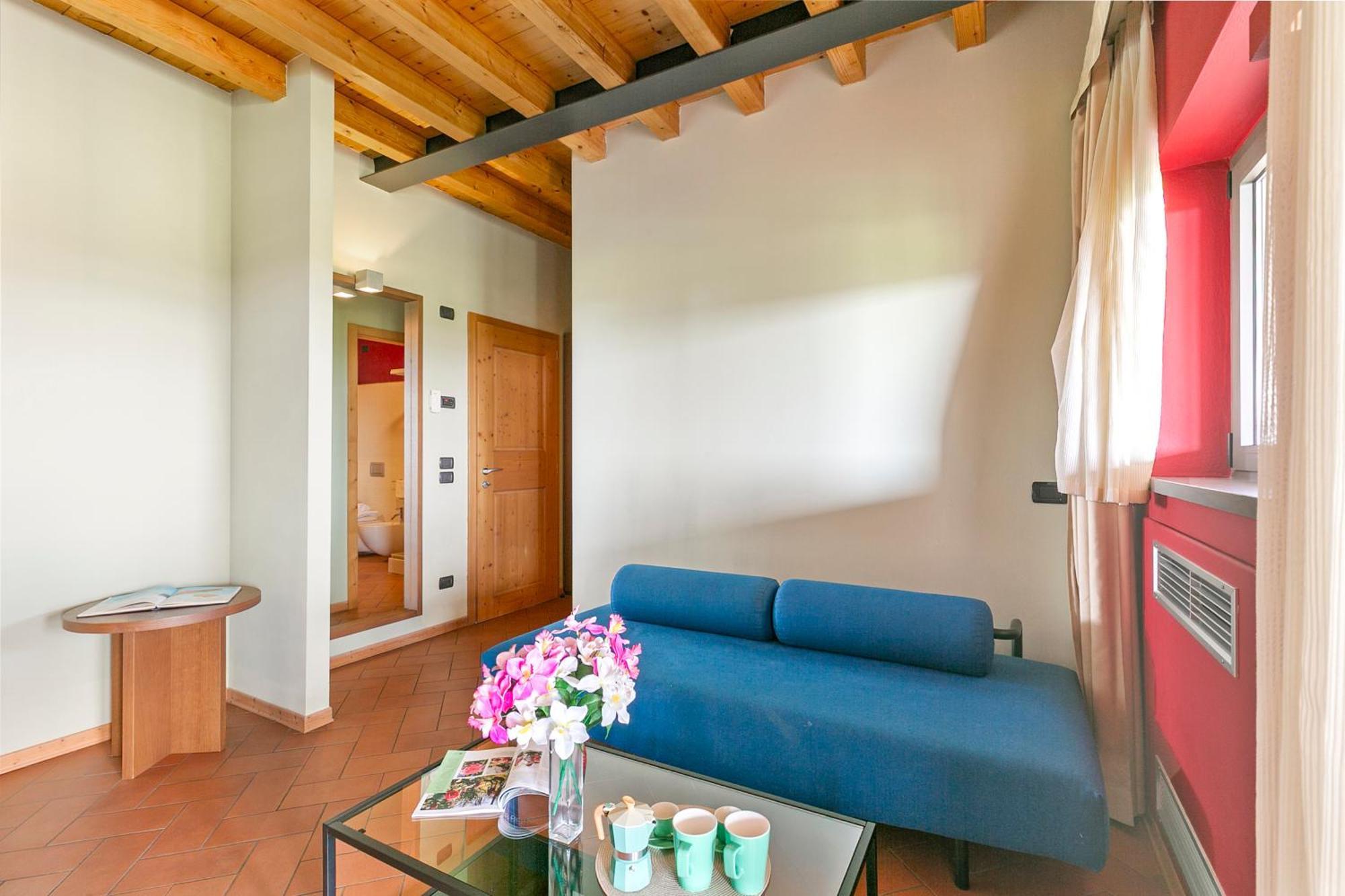 Bauernhof Almavite Wine With Pool Desenzano del Garda